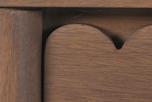 Scallop Console Table