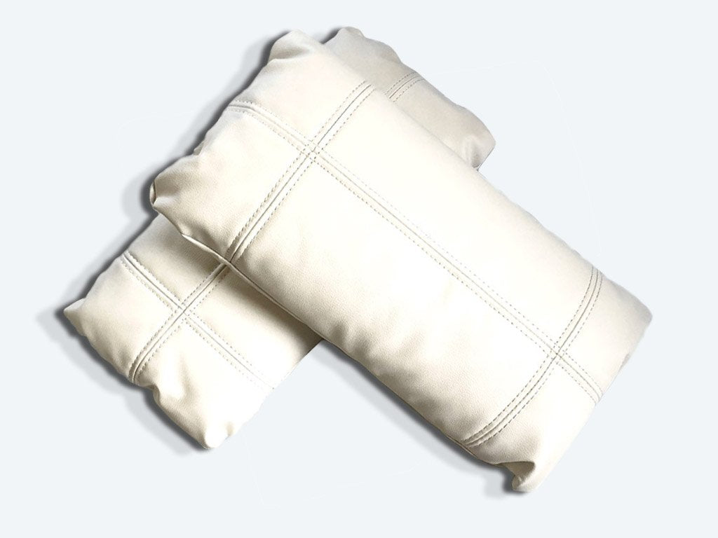 2 toggle pillows